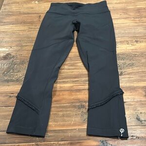 Lululemon running pants with ruffle